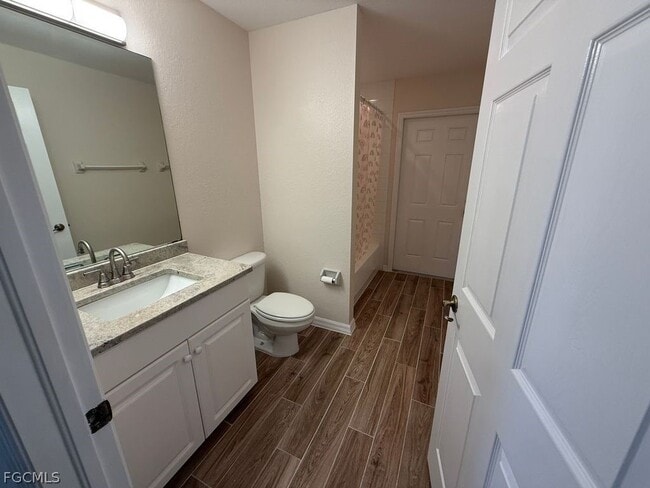 Building Photo - 1817 Tomaso Ave