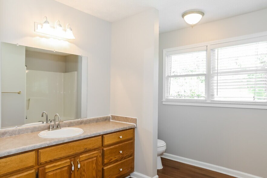 Building Photo - 2461 Sanjo St NE