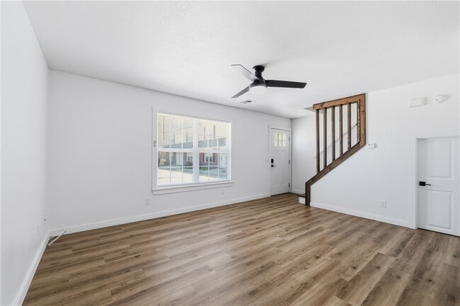 Building Photo - 2302 SE Jayel Terrace