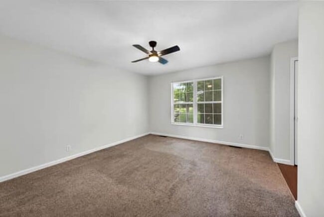 Building Photo - 5691 Victoryview Ln