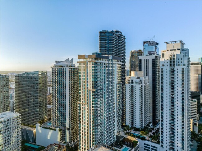 Building Photo - 1080 Brickell Ave