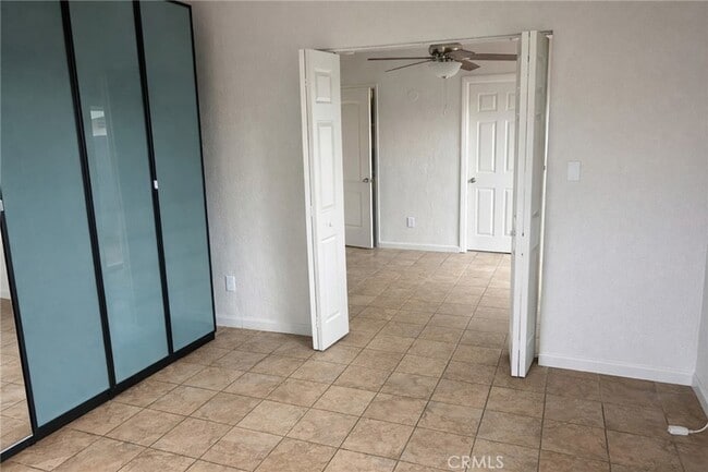 Building Photo - 494 Alta Mesa Dr