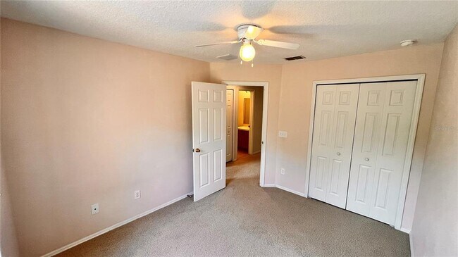 Building Photo - 612 Old Pine Ct