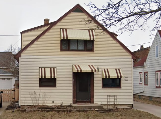 Building Photo - 3332 S Springfield Ave