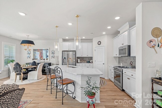 Building Photo - 420 Quartz Hl Wy