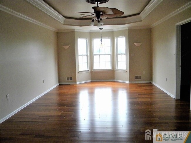 Building Photo - 106 Sayreville Blvd S