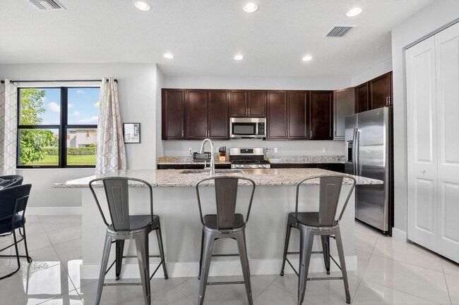 Building Photo - 7303 Estero Dr