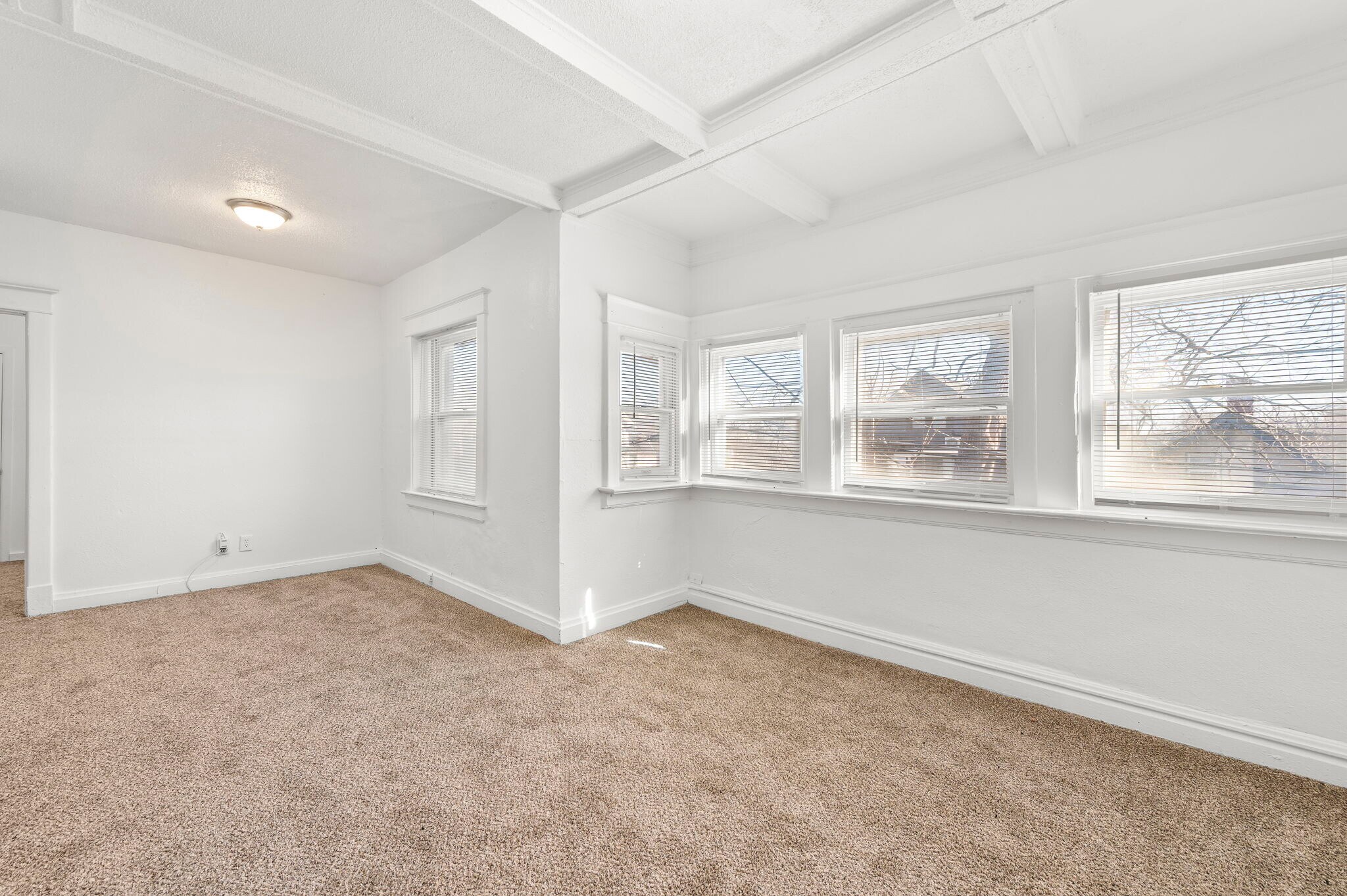 Building Photo - 2207 E 24th Ter