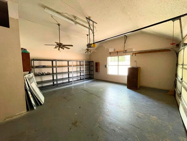 Building Photo - 8649 Northridge Loop