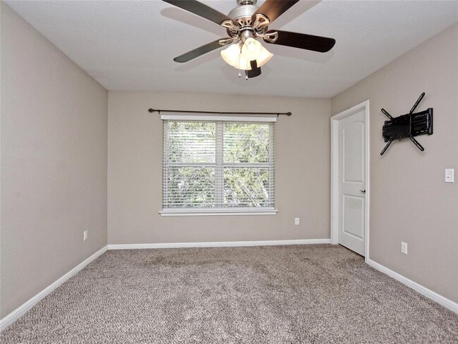 Building Photo - 7804 Diamond Trail