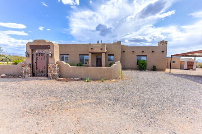 Building Photo - Vail - Rural Property on acreage