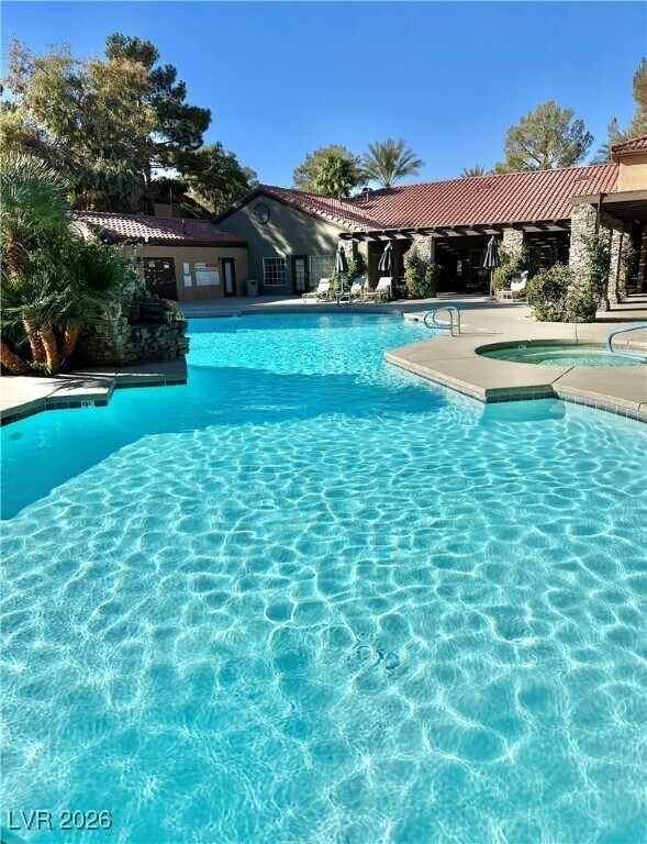 Building Photo - 2200 S Fort Apache Rd