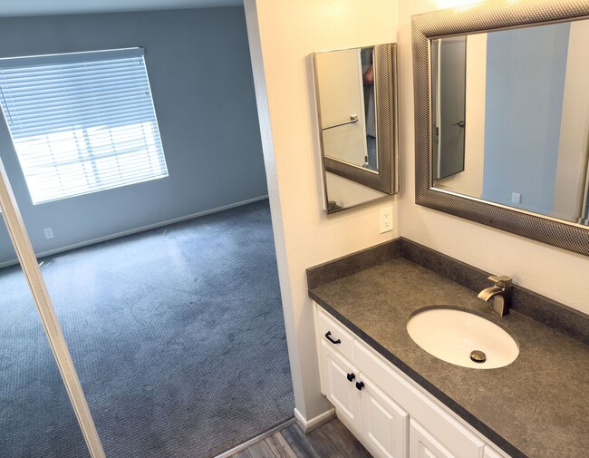 Building Photo - 7220 Calle Cristobal