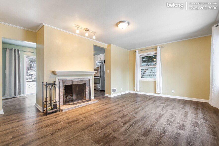 Building Photo - 9807 32nd Ave SW