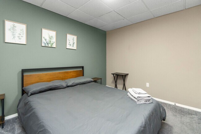 Building Photo - 127 Clearfield St