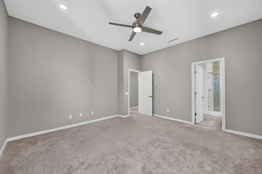 Building Photo - 821 Brickyard Ln