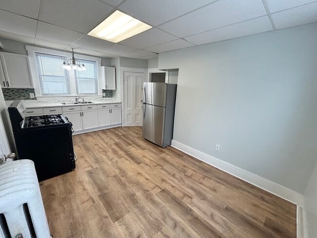 Building Photo - 110 Prospect St