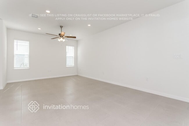 Building Photo - 16396 Grey Pne Dr