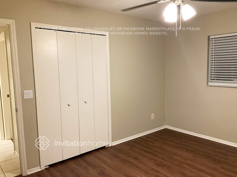 Building Photo - 1803 SW 38th Ln