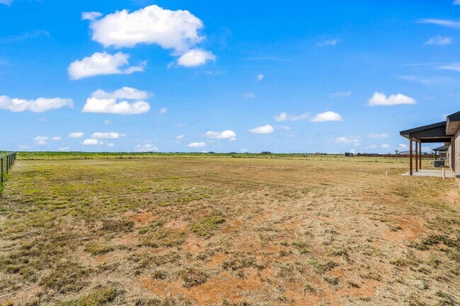 Building Photo - New Construction Home In Idalou ISD!