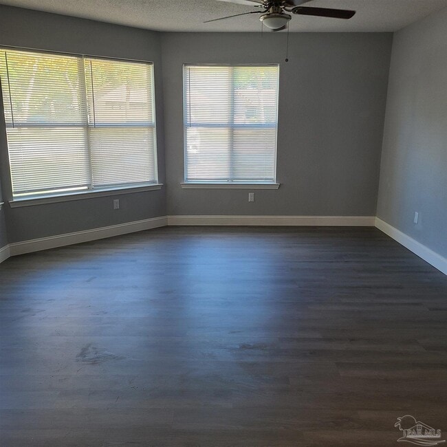 Building Photo - 2407 N 8th Ave