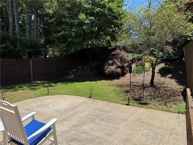 Building Photo - 4148 Fawn Ct NE