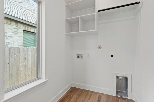 Building Photo - 27106 Cutleaf Daisy Ct