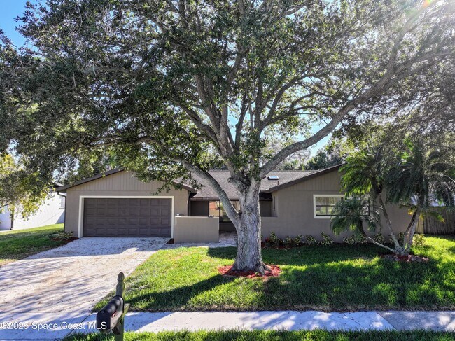 Building Photo - 987 Nicklaus Dr