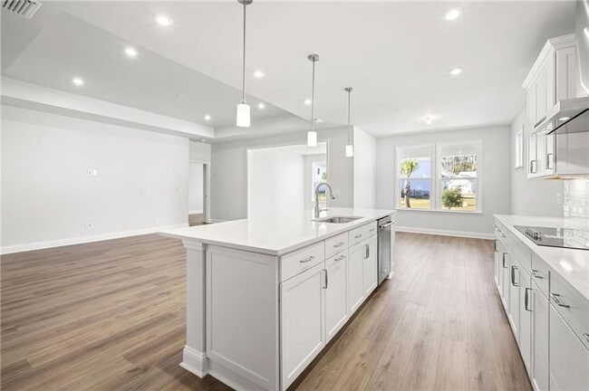 Building Photo - Waterways