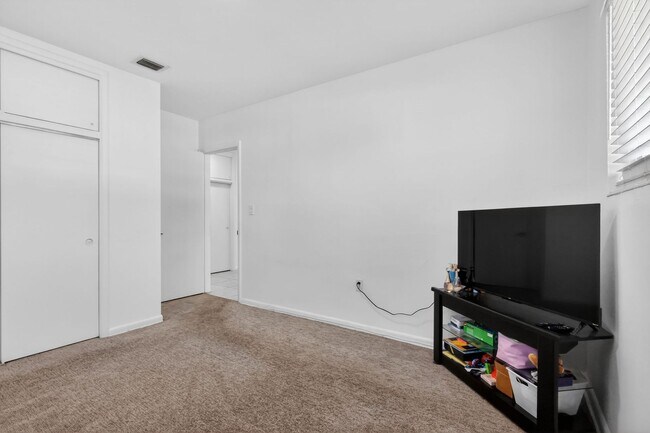 Building Photo - Stunning home for rent!