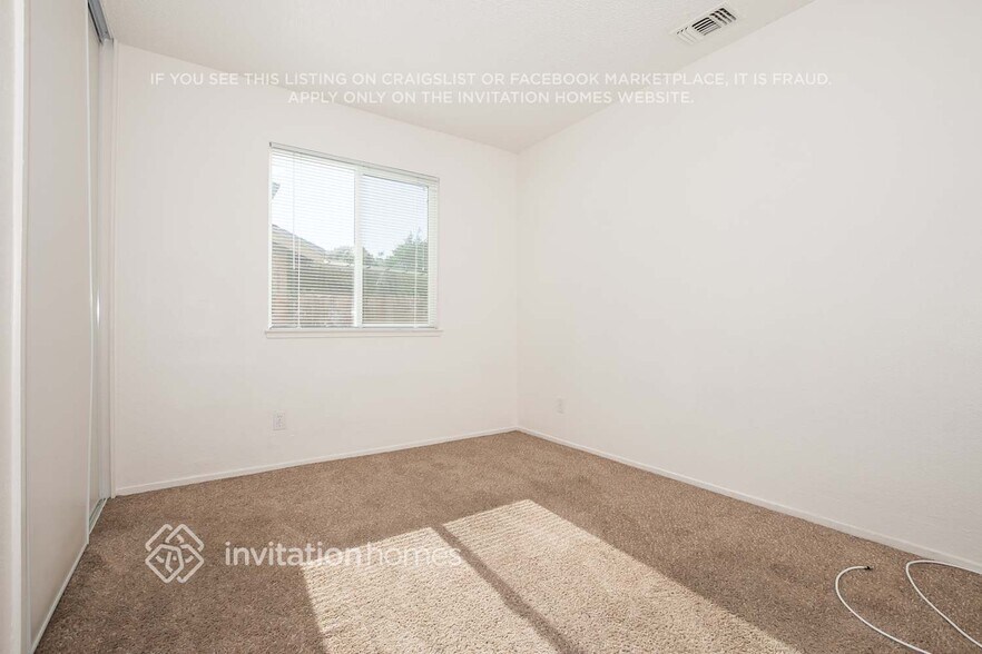 Building Photo - 7419 Skander Way