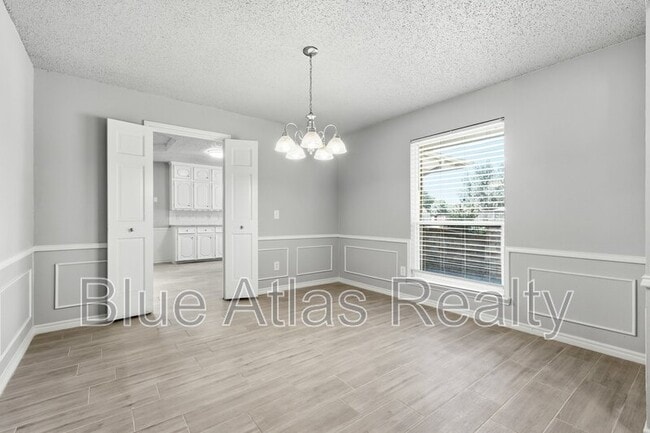Building Photo - 3304 Big Horn Trail
