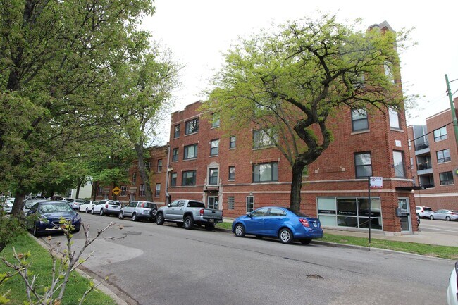 Building Photo - 2245 W Barry Ave