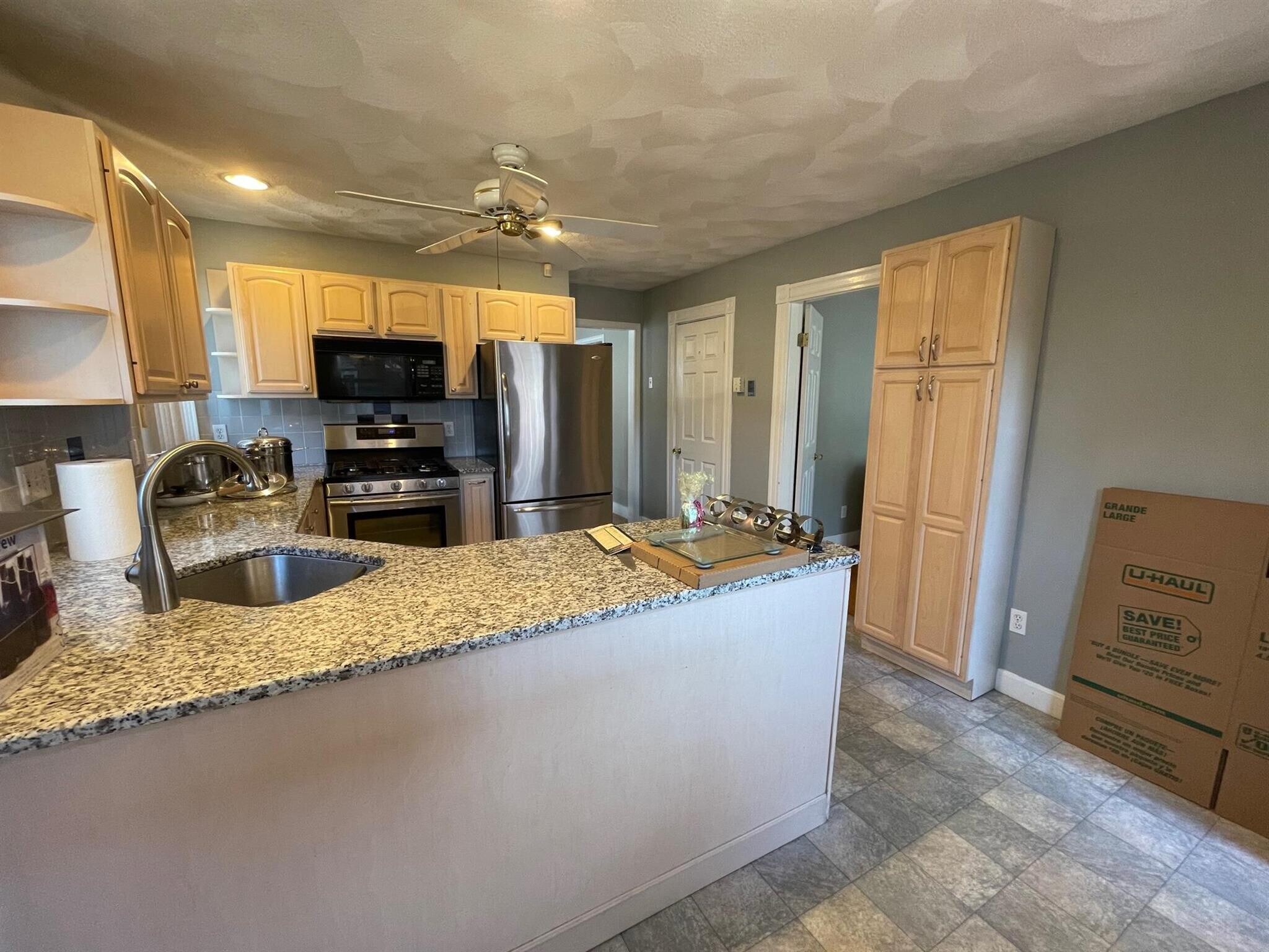 Building Photo - 112 Boston Ave