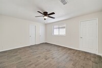 Building Photo - 20119 Telegraph Square Ln