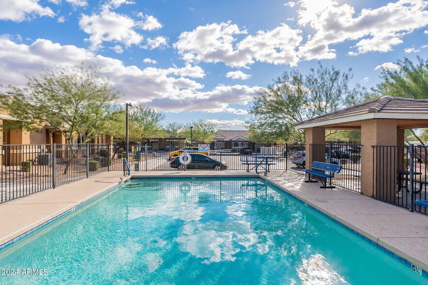 Building Photo - 854 S San Marcos Dr