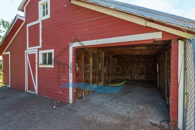 Building Photo - 9811 N Ramsey Rd