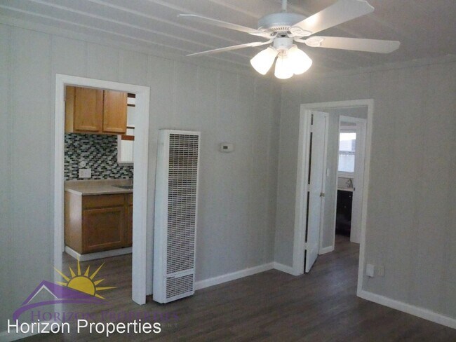 Building Photo - 2 br, 1 bath House - 3269 Belden St