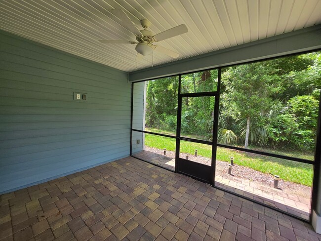 Building Photo - Beautiful 3-Bed, 2.5-Bath home in Tara Lane