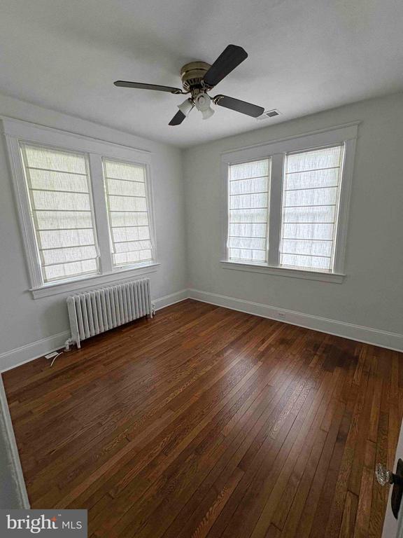 Building Photo - 4610 Strathmore Ave