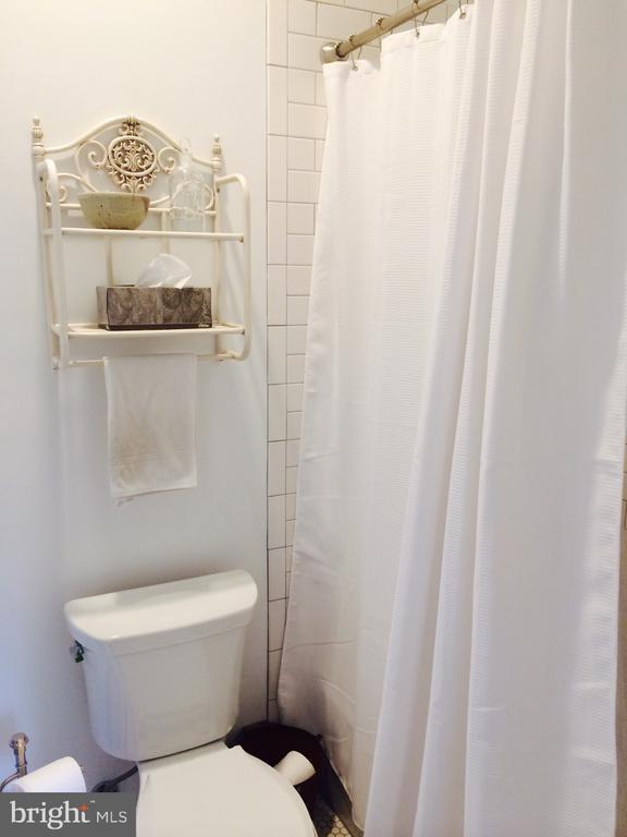 Building Photo - 1325 13th St NW