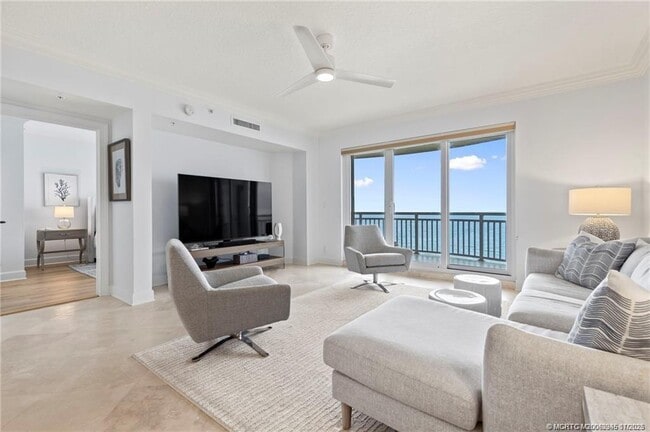 Building Photo - 3702 N Hwy A1A