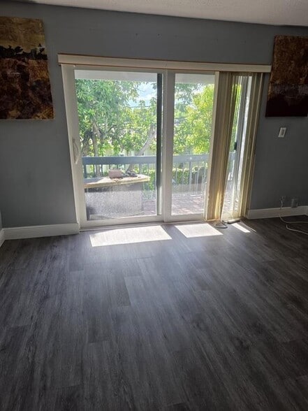 Building Photo - 1833 NW 58th Ave