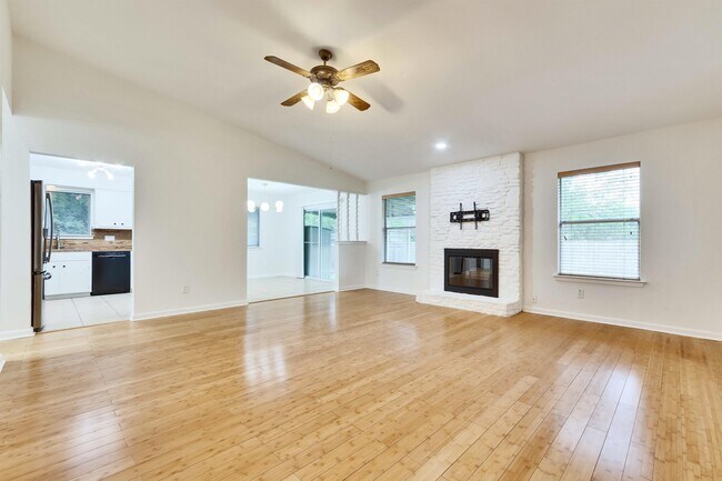 Building Photo - 5403 Porsche Ln