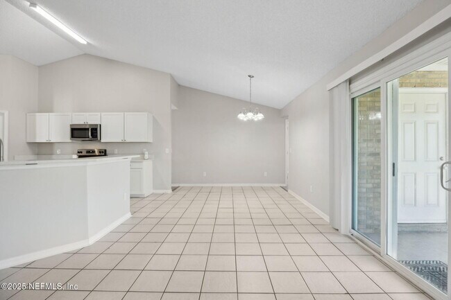 Building Photo - 3446 Bristol Bridge Rd