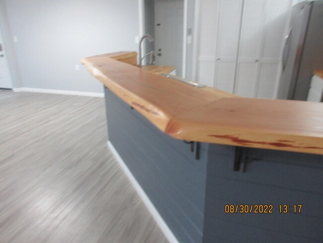 Building Photo - 320 W Fort Morgan Rd