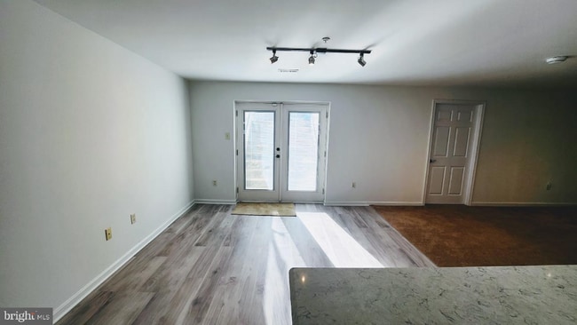 Building Photo - "Charming 2-Bedroom Retreat in Bowie with Spacious 1,514 Sq Ft!"