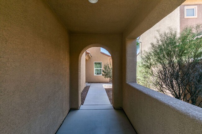 Building Photo - Large home near Aliante*Close to area schools and shopping centers*