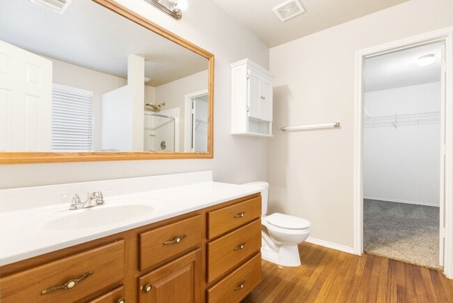 Building Photo - Well-Maintained 3-Bedroom Home – Ideal for Students & Professionals!