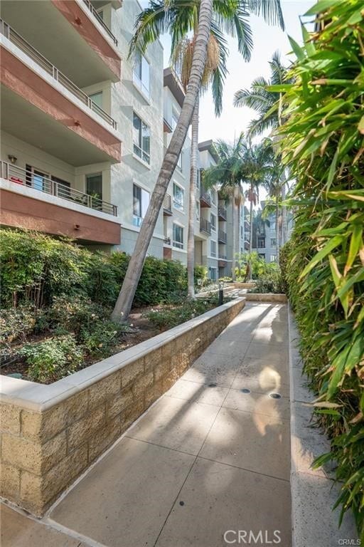 Building Photo - 100 S Alameda St